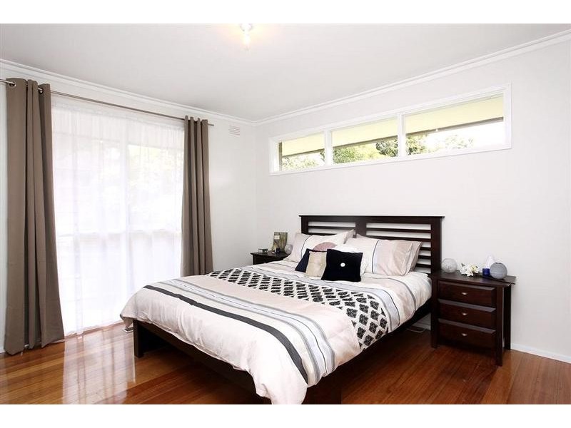 18 Lawson Avenue, Frankston South VIC 3199