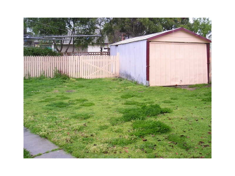 17 Coolgardie Street, Frankston North VIC 3200