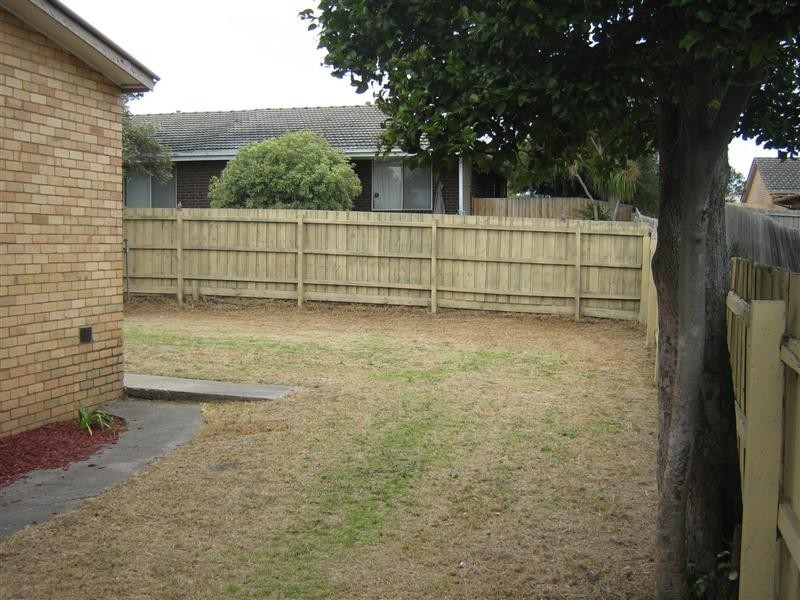 4/39 Lewis Street, Frankston VIC 3199