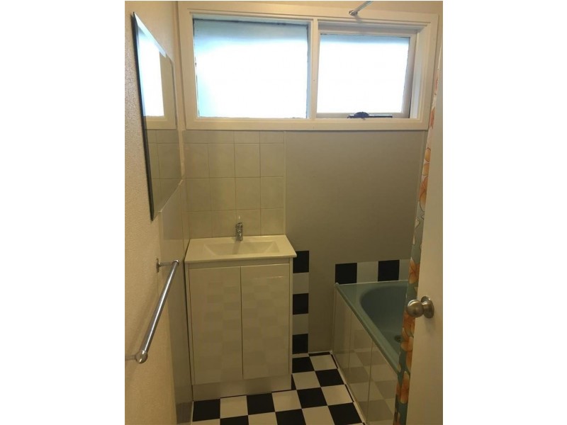 2A Moomba Avenue, Seaford VIC 3198