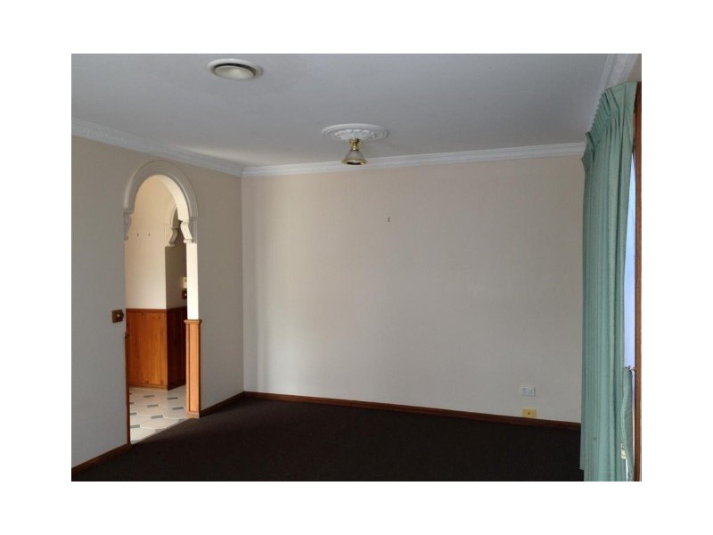 16 Heysen Drive, Skye VIC 3977