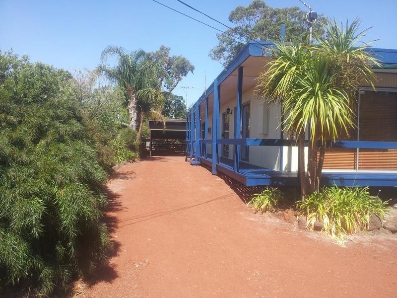 93 Rosslyn Avenue, Seaford VIC 3198