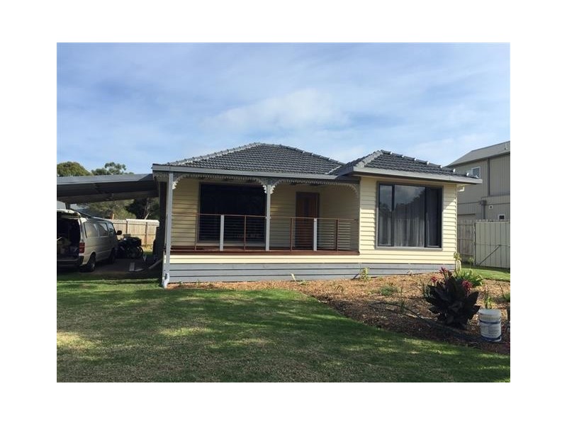 9 Tassel Rd, Safety Beach VIC 3936