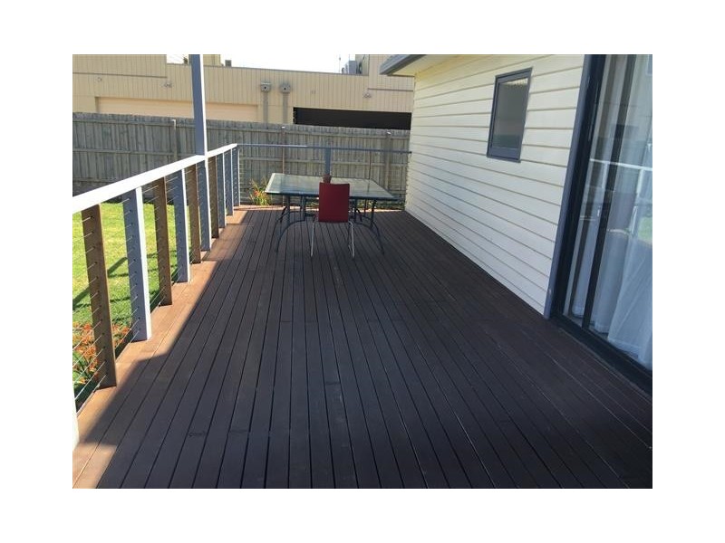 9 Tassel Rd, Safety Beach VIC 3936