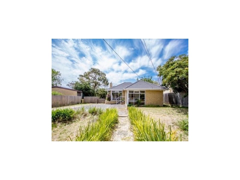 13 Kenilworth Avenue, Frankston VIC 3199