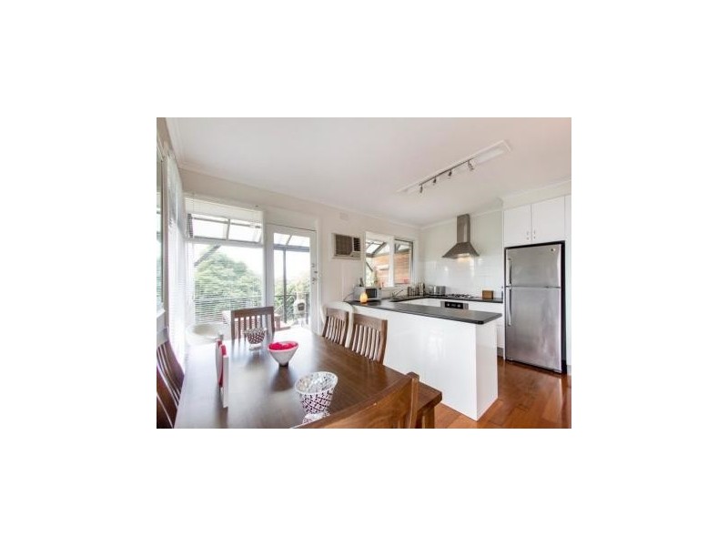 13 Kenilworth Avenue, Frankston VIC 3199