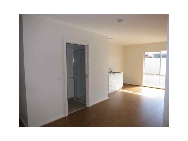 3/24 Burns Street, Frankston VIC 3199