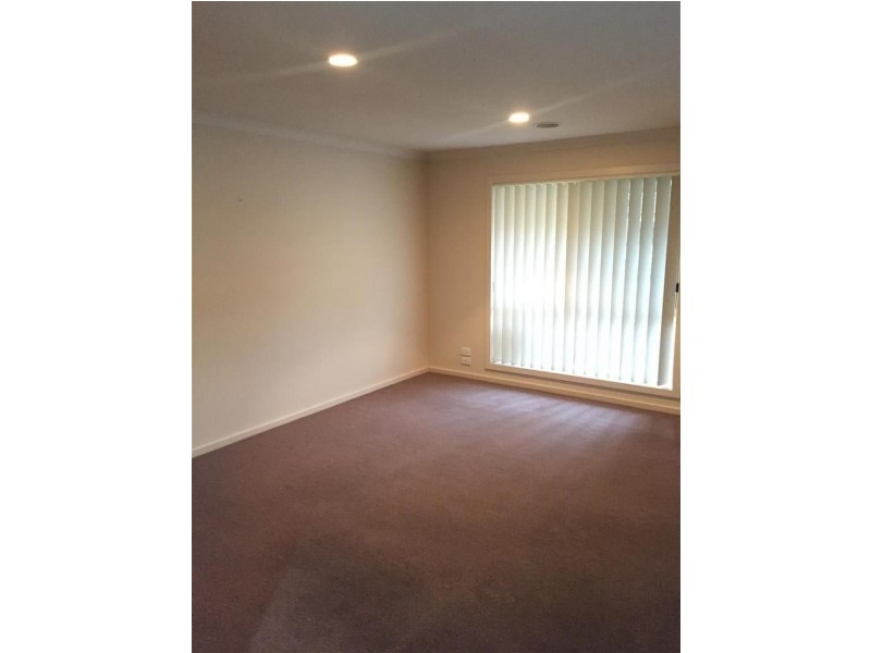 33/95 Ashleigh Avenue, Frankston VIC 3199