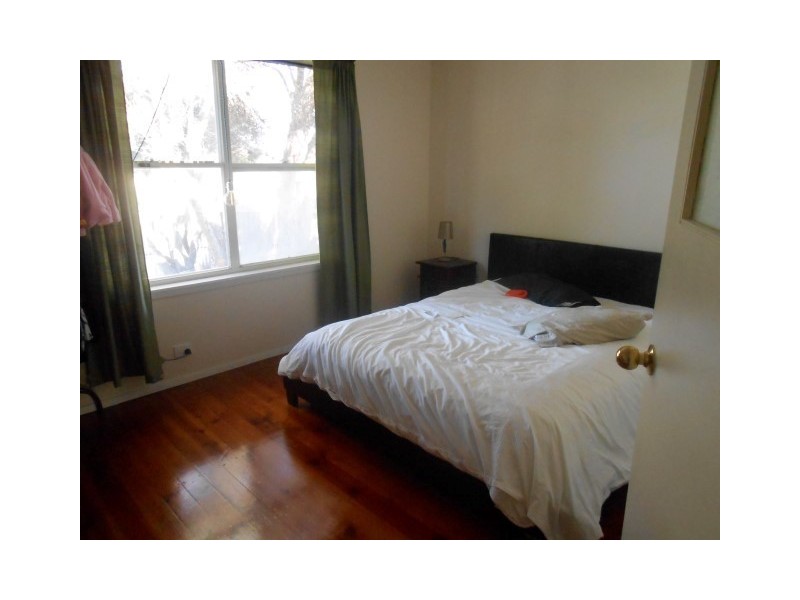 23 Bouvardia Crescent, Frankston North VIC 3200