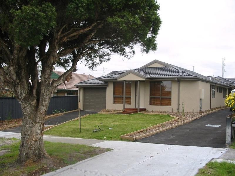 1/36 Burns Street, Frankston VIC 3199