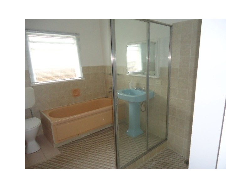 147 Cranbourne road, Frankston VIC 3199