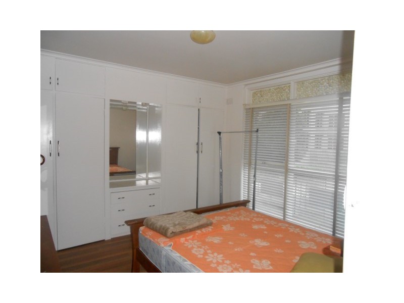 8/4 Plowman Place, Frankston VIC 3199