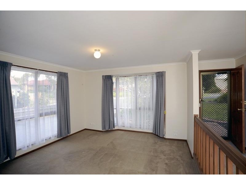 2 Paula Court, Langwarrin VIC 3910