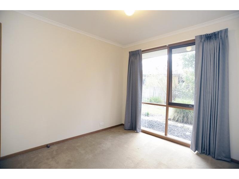 2 Paula Court, Langwarrin VIC 3910