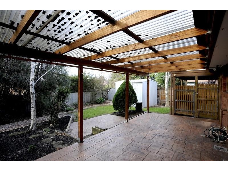 2 Paula Court, Langwarrin VIC 3910