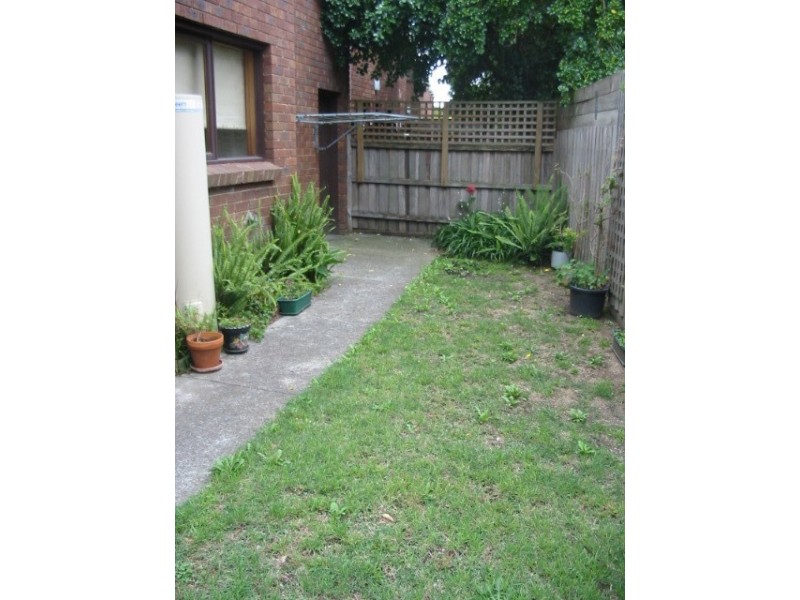 5/6 Mereweather Avenue, Frankston VIC 3199