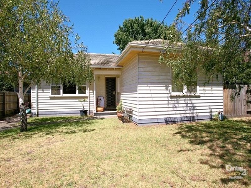 12 Mereweather Avenue, Frankston VIC 3199