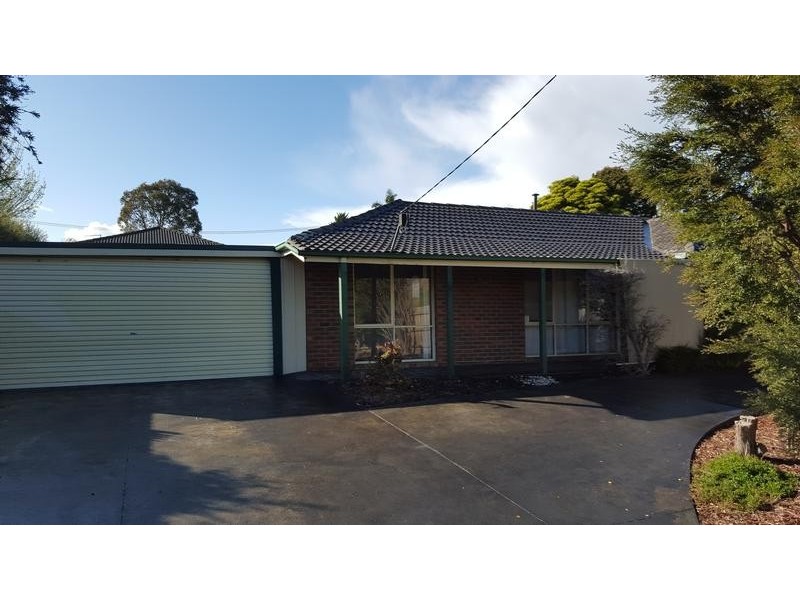 11 Bolton Court, Langwarrin VIC 3910