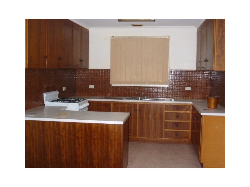 2/64 Yuille Street, Frankston VIC 3199