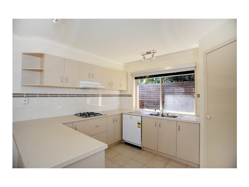 76 Scotsdale Drive, Cranbourne East VIC 3977