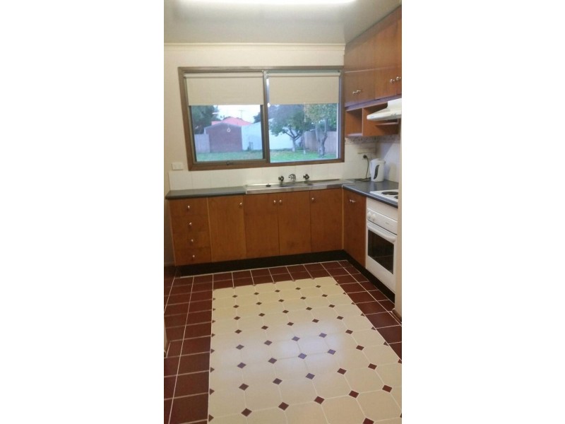 8 Harewood Street, Tooradin VIC 3980