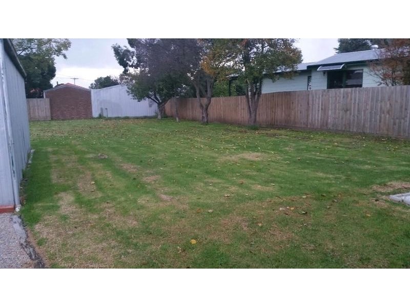 8 Harewood Street, Tooradin VIC 3980