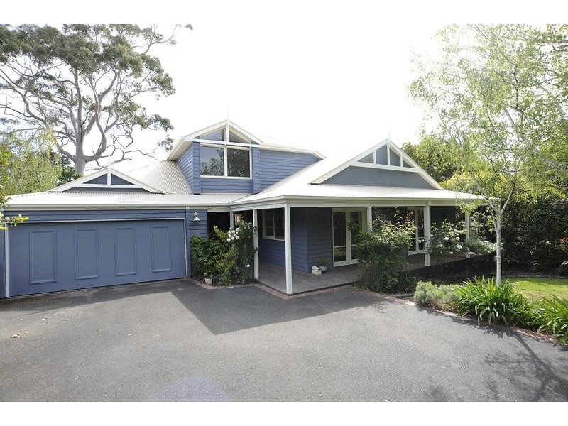 1 Crawford Street, Mount Eliza VIC 3930