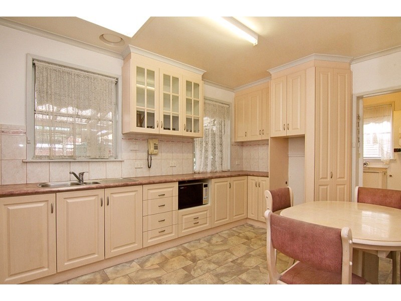 10 Lambert Street, Frankston North VIC 3200