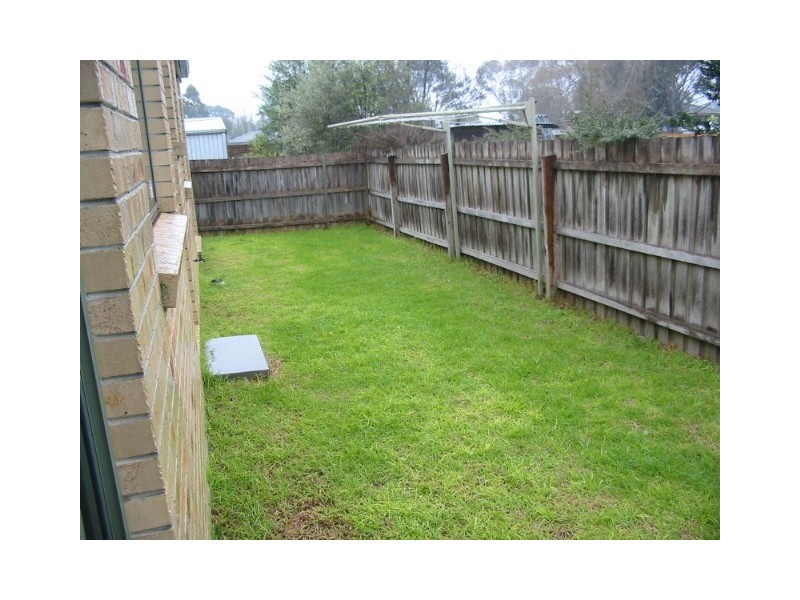 2/49 McClelland Drive, Skye VIC 3977