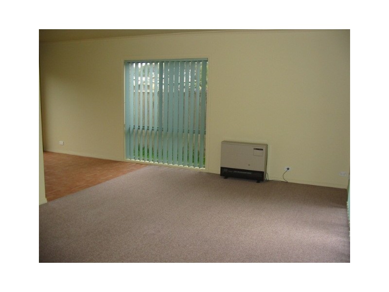 2/49 McClelland Drive, Skye VIC 3977