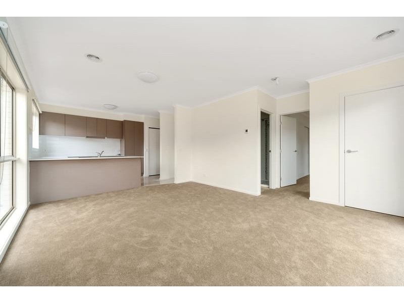 3/13 Raymond Avenue, Frankston VIC 3199