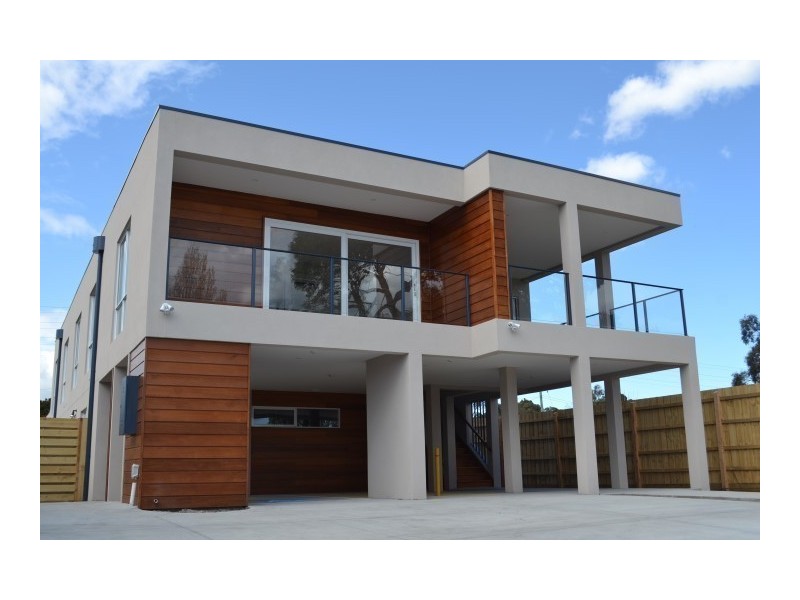 1/24 Burns Street, Frankston VIC 3199