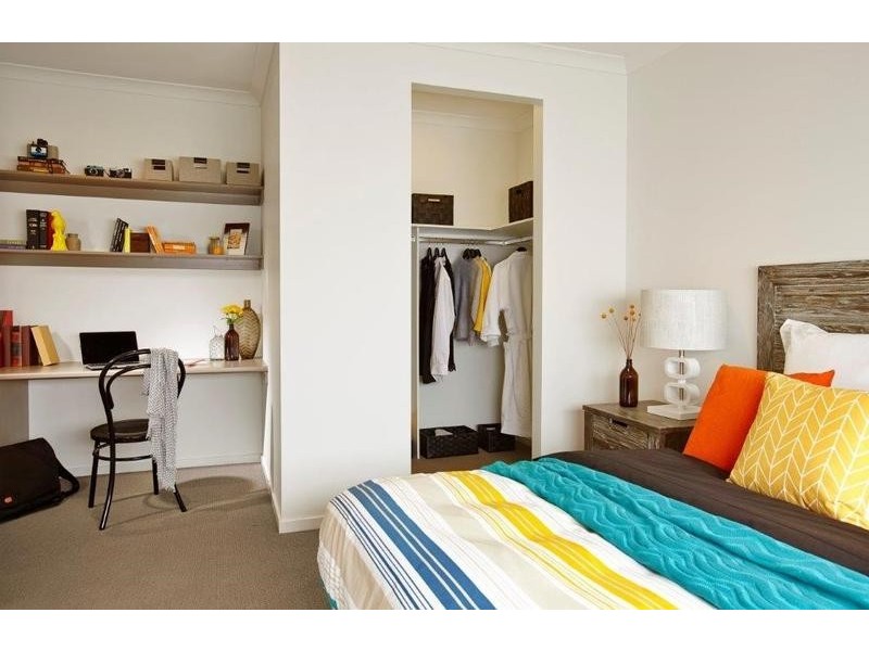 15 Red Maple Drive, Cranbourne West VIC 3977