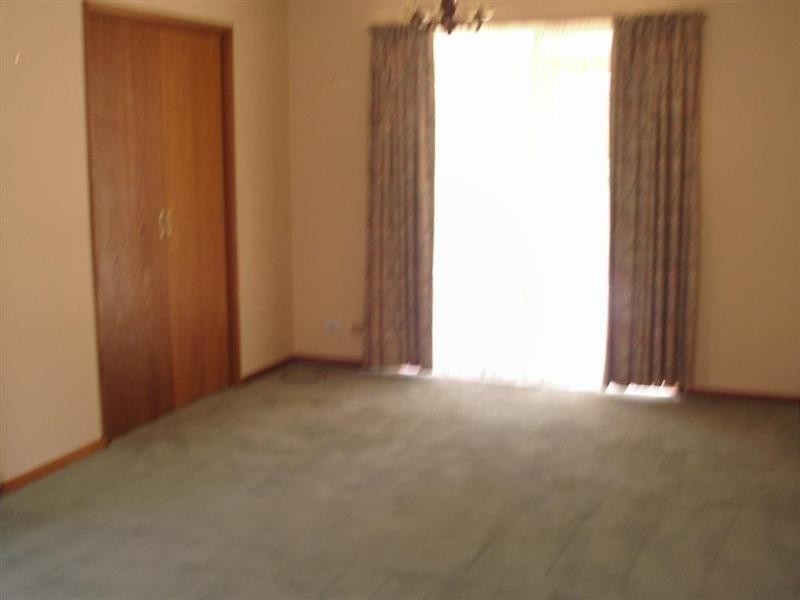 1/64 Bondi Avenue, Frankston VIC 3199