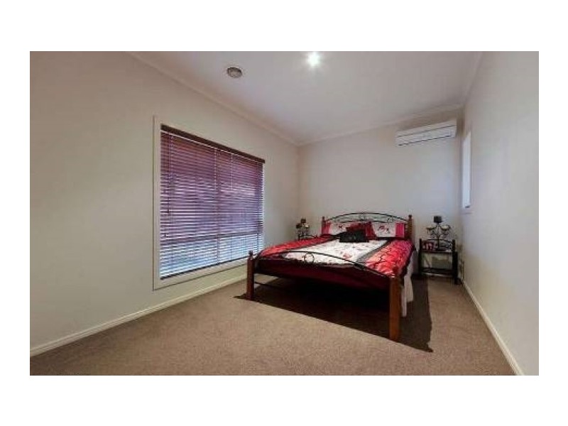 1/15 Overton Rd, Seaford VIC 3198