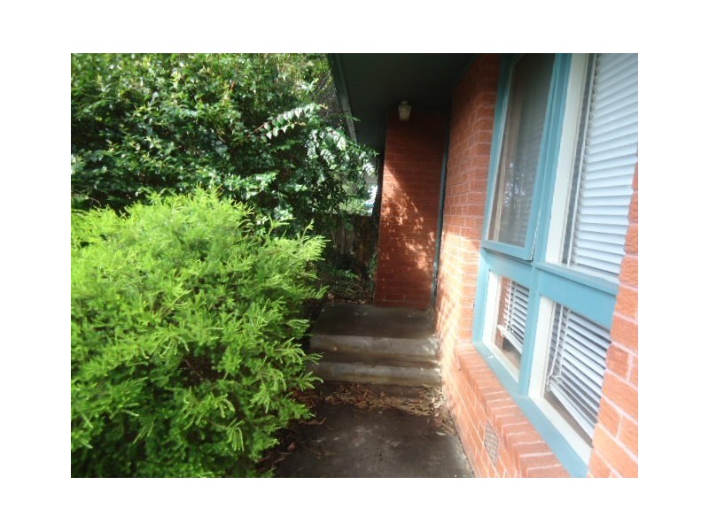 1/20 Lucerne Avenue, Mornington VIC 3931