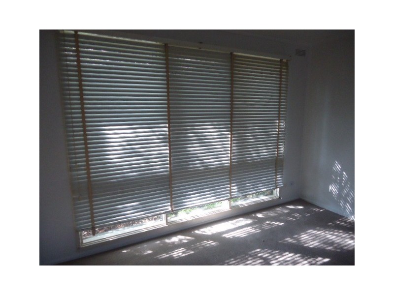 1/20 Lucerne Avenue, Mornington VIC 3931