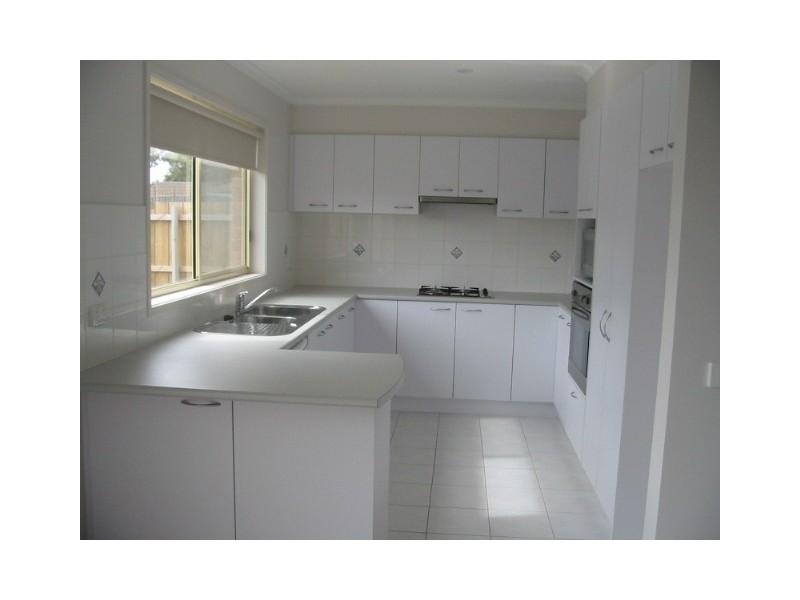 11/3-17 Sassafras Drive, Frankston VIC 3199