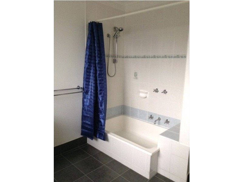 105 Rosemary Crescent, Frankston North VIC 3200