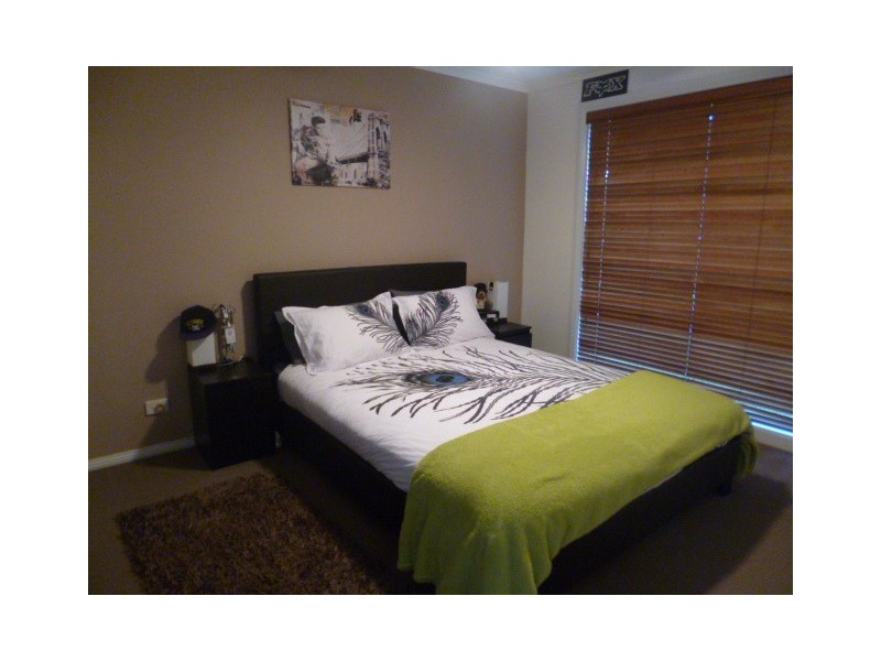 13 Riviera Drive, Pakenham VIC 3810