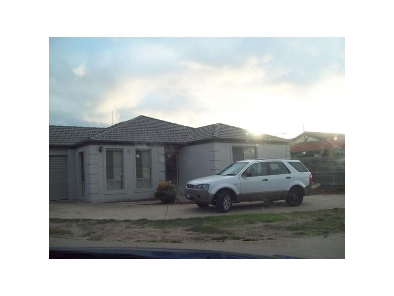 15 Turnstone Court, Carrum Downs VIC 3201