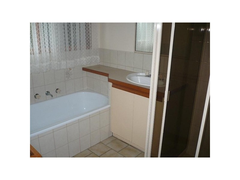 18 Chatterley Court, Frankston VIC 3199