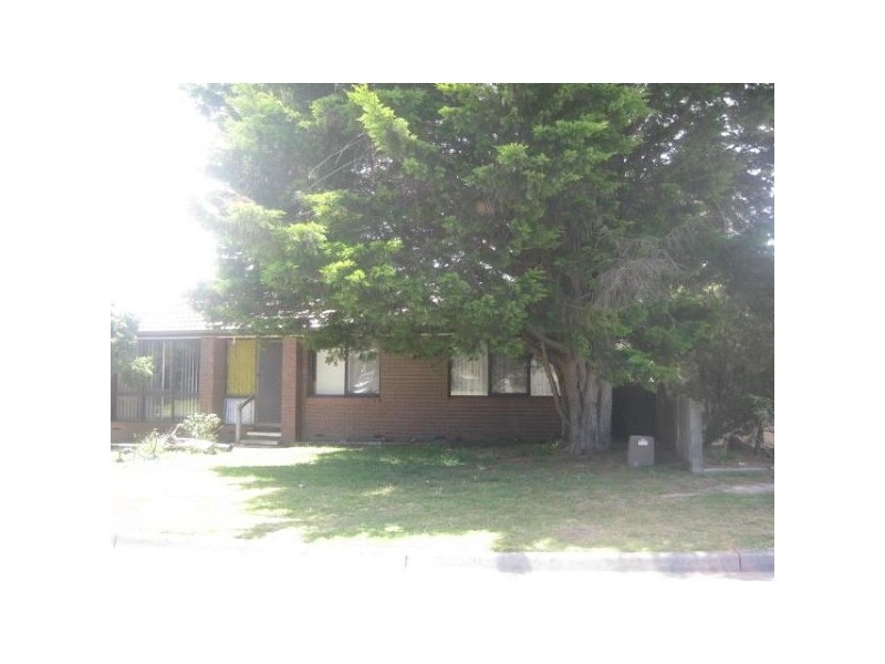 4 Akora Court, Frankston VIC 3199