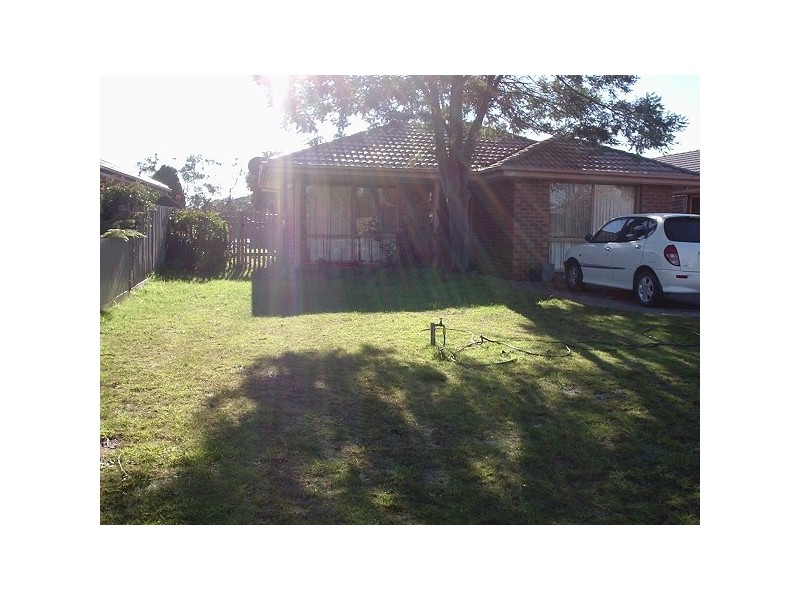 8 Tussock Court, Frankston VIC 3199