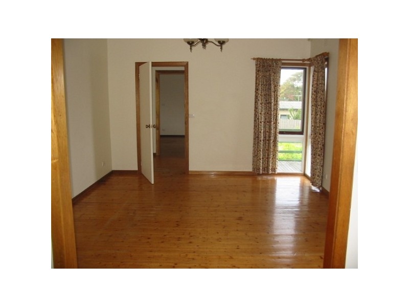 3 Mereweather Avenue, Frankston VIC 3199