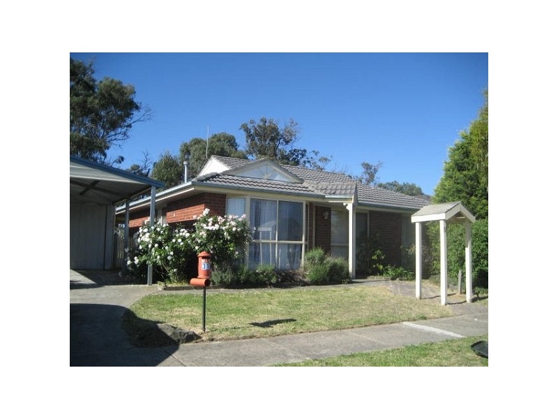 31 Redgum Ave, Carrum Downs VIC 3201