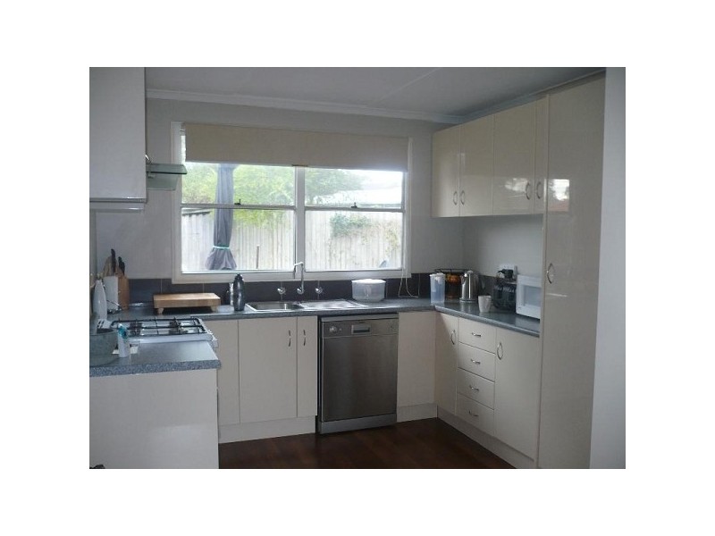6 Moreton Street, Frankston North VIC 3200