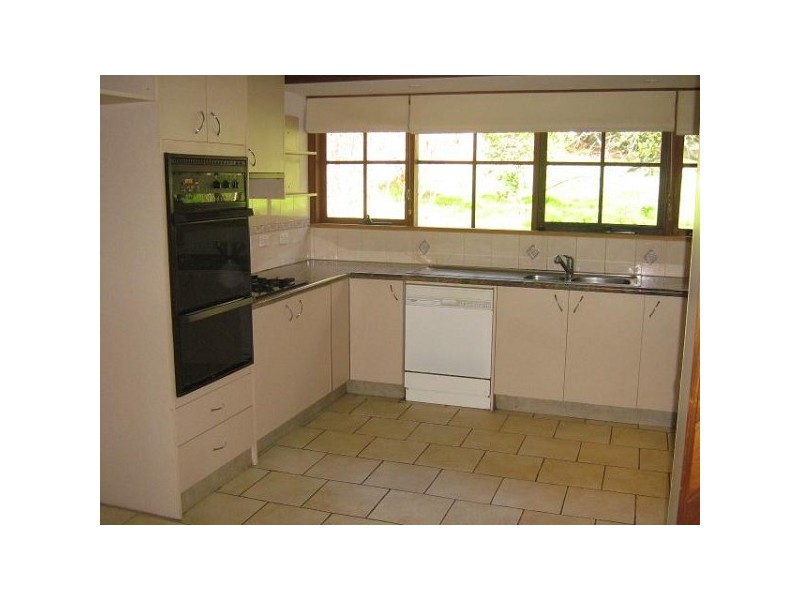 32 Moorooduc Hwy, Frankston South VIC 3199