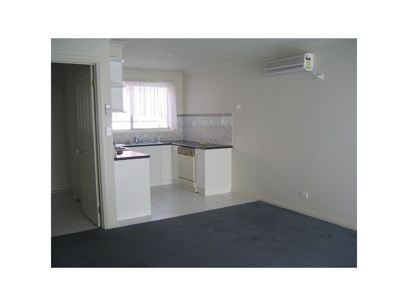 2 B Hill Street, Frankston VIC 3199