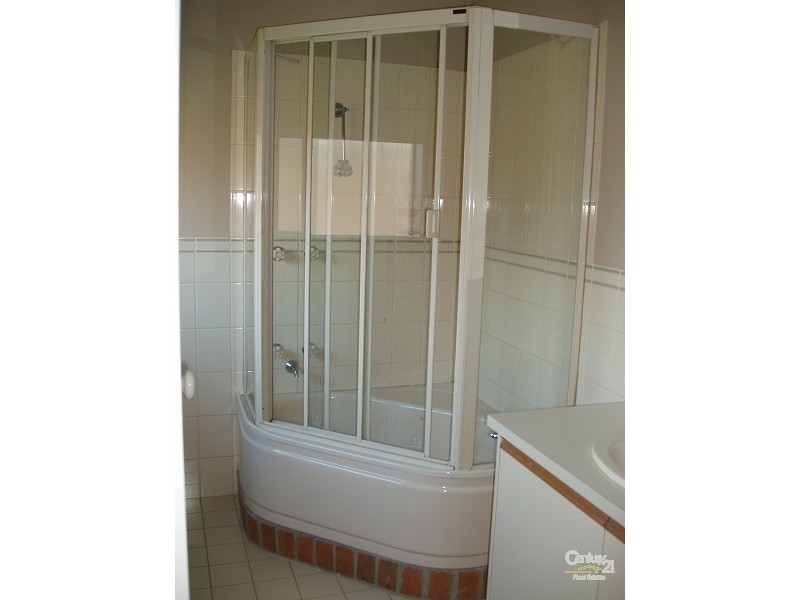 1/2 Wise Avenue, Seaford VIC 3198